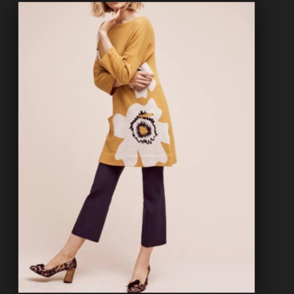 Field Flower Poppy Pocket Tunic Sweater Mustard - Picture 2 of 6